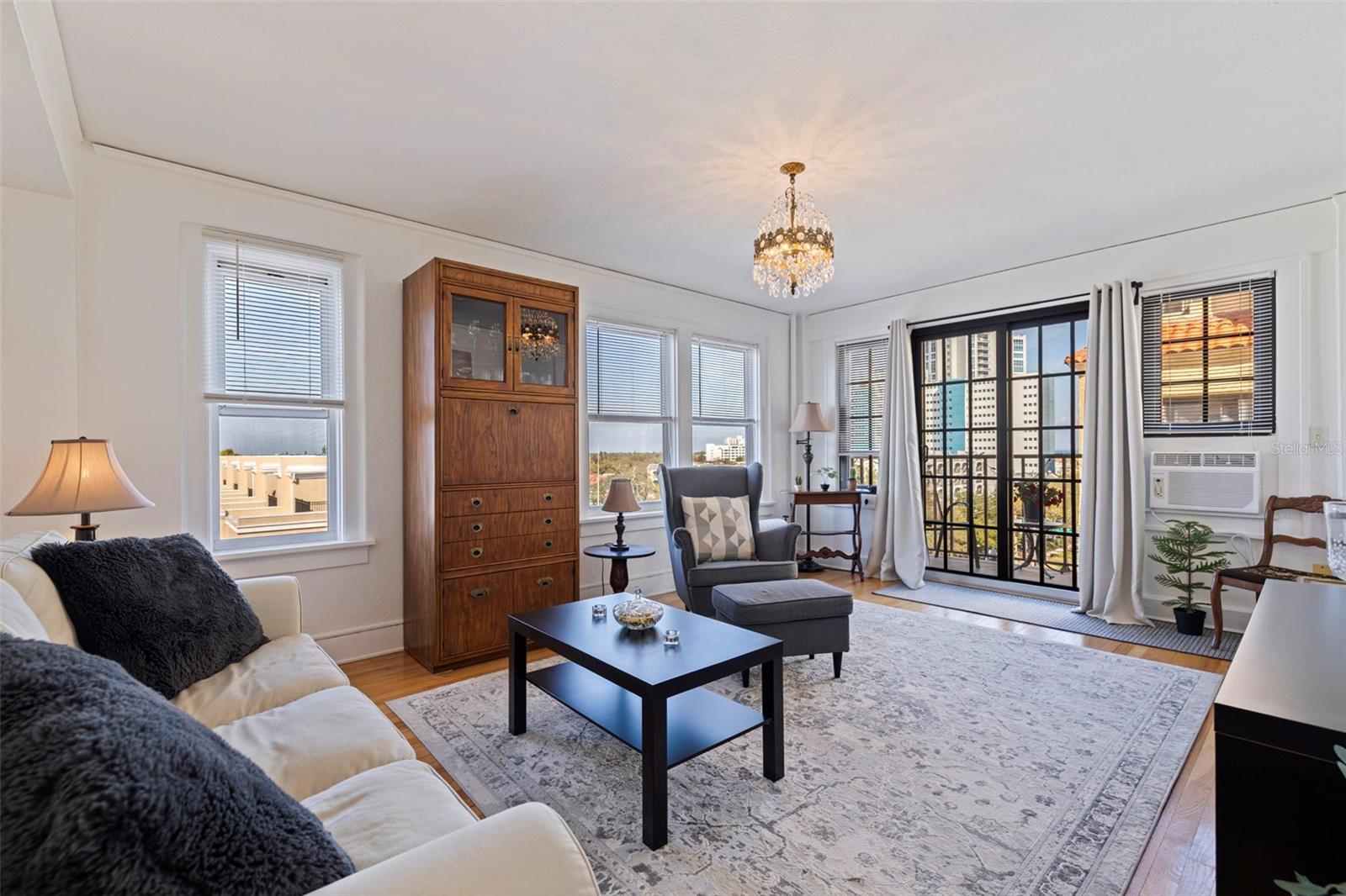 130 4TH AVENUE N 602