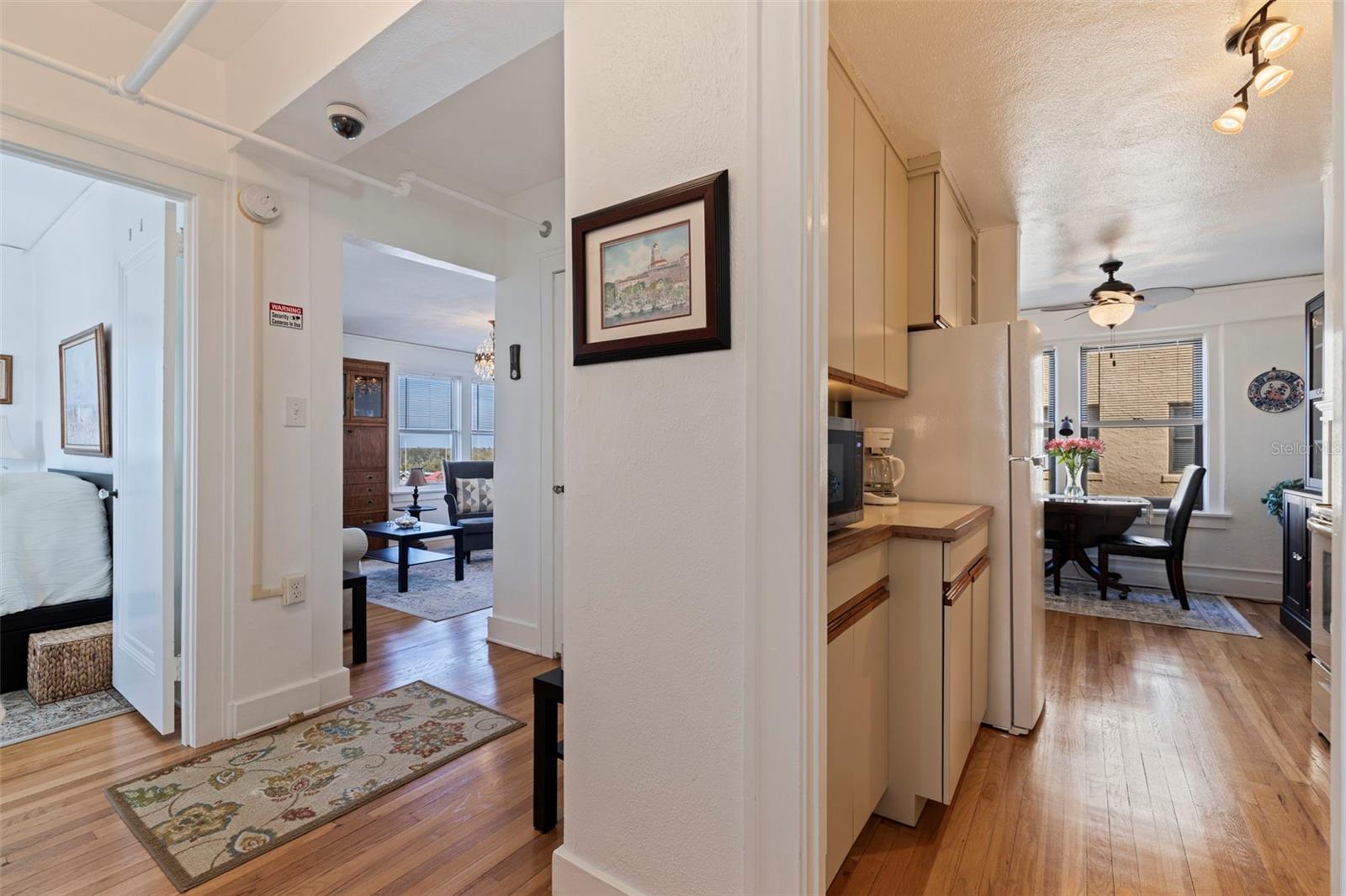 FLORI DE LEON APTS CO-OP - Residential