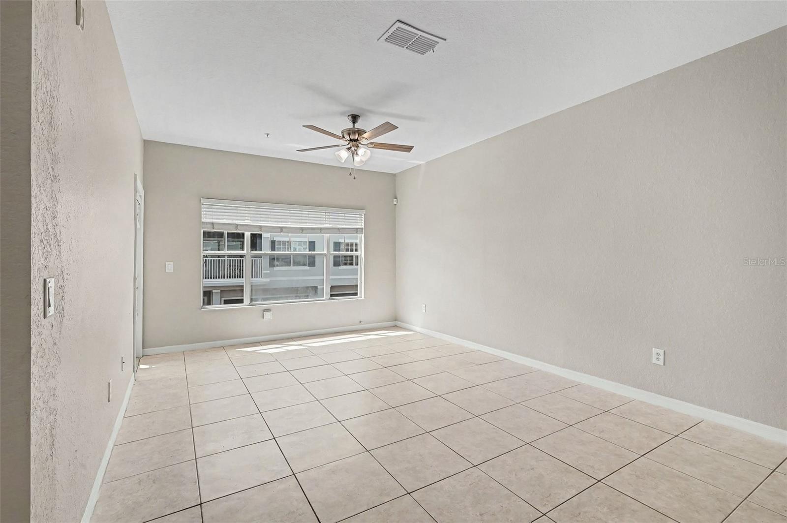 ESTATES/PK CENTRAL CONDO - Residential