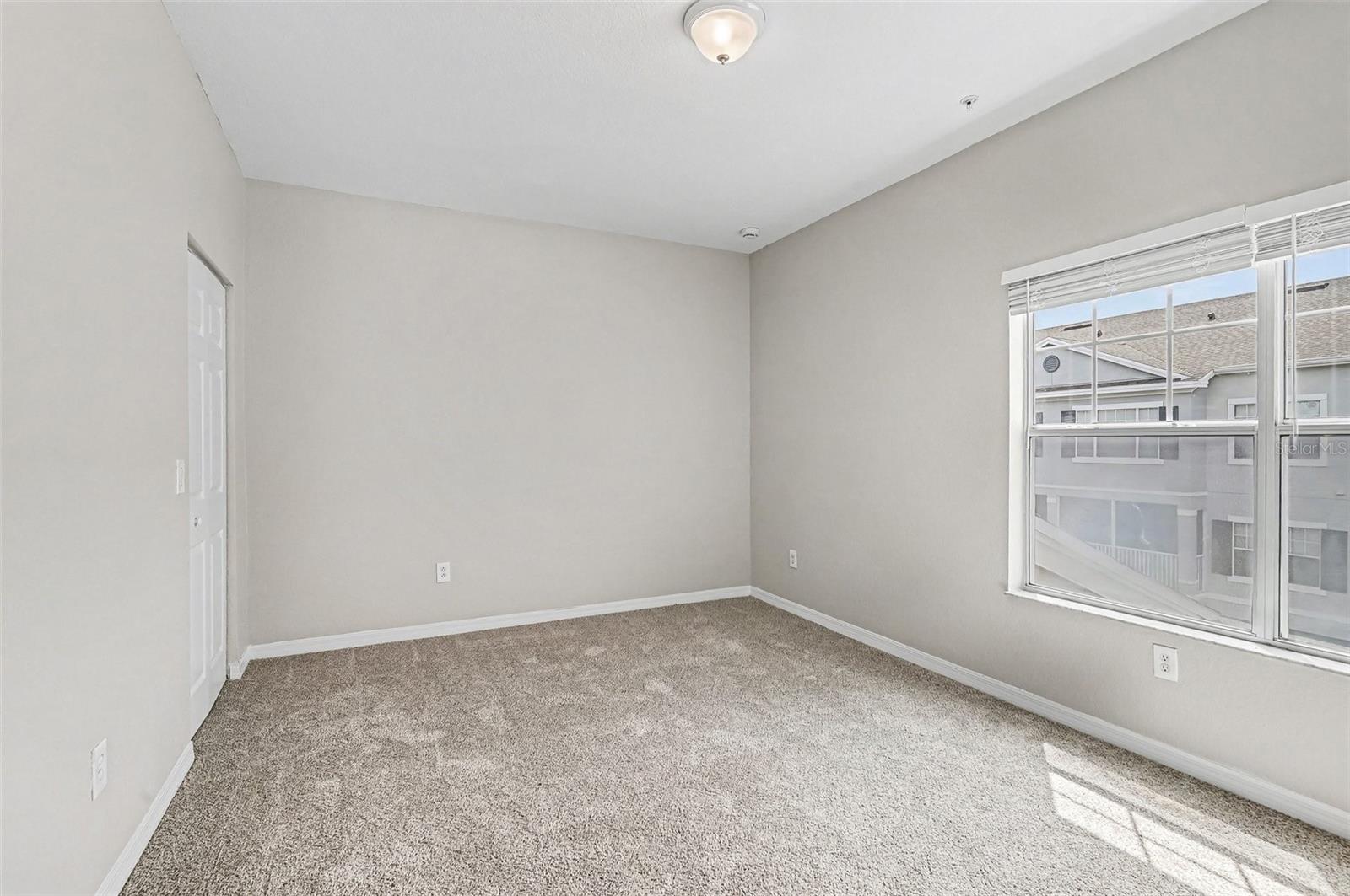 ESTATES/PK CENTRAL CONDO - Residential