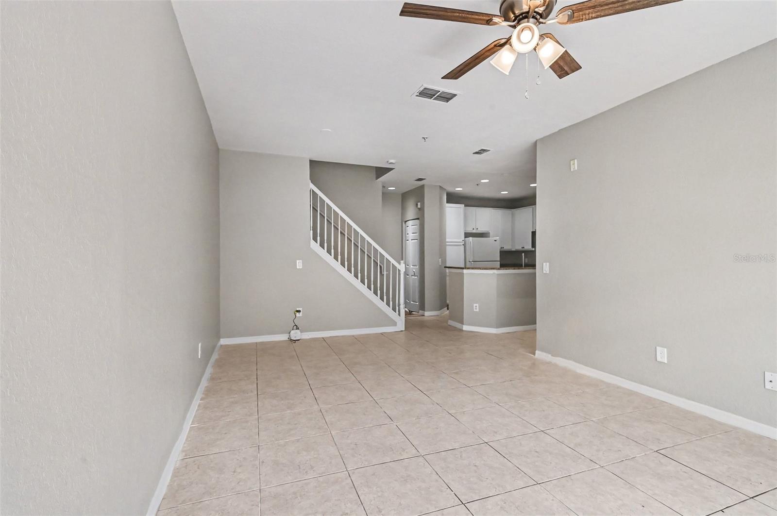 ESTATES/PK CENTRAL CONDO - Residential
