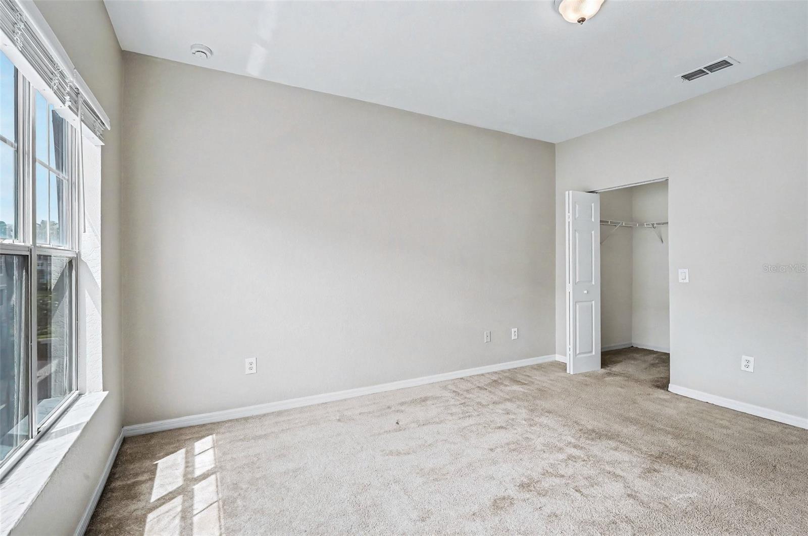 ESTATES/PK CENTRAL CONDO - Residential