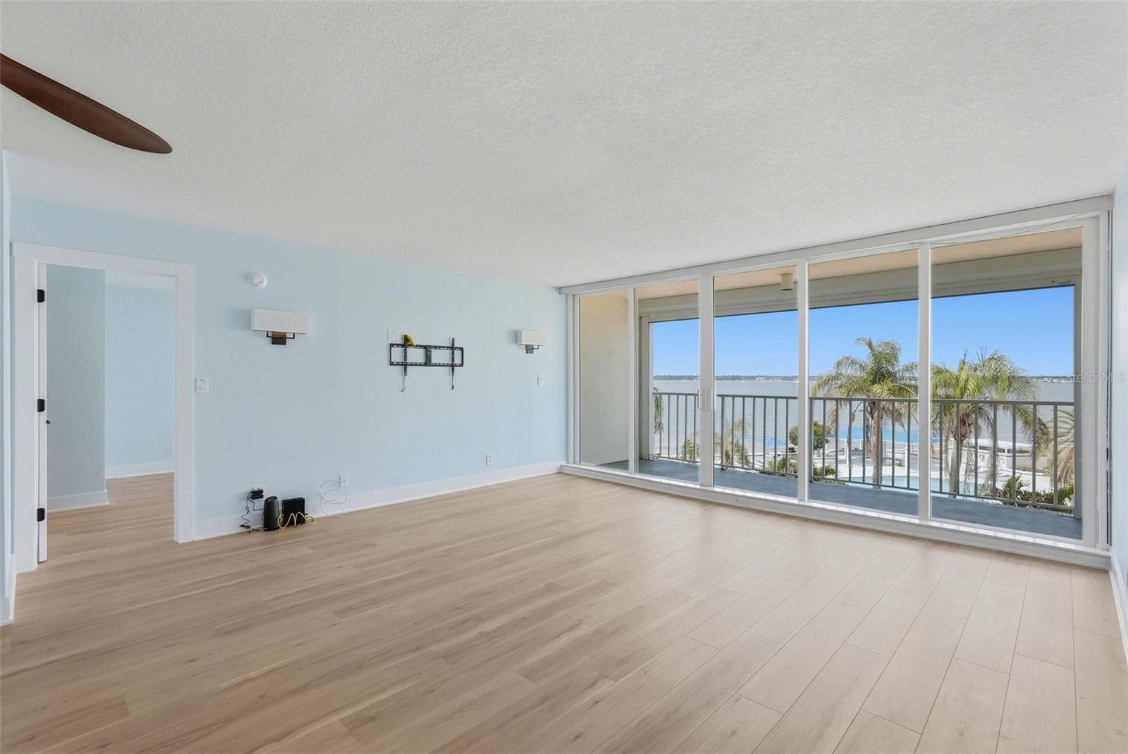 ISLA KEY CONDO - Residential Lease