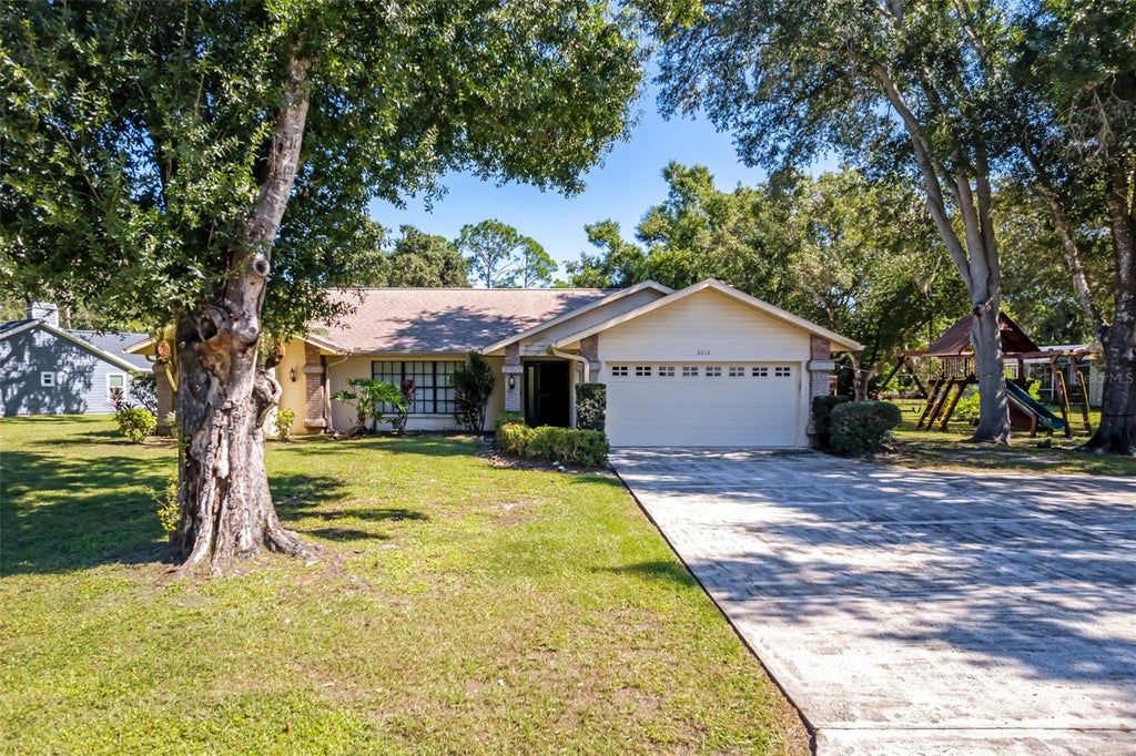 Photo of 6312 91st Street E, Bradenton, FL 34202 (MLS # A4705059)