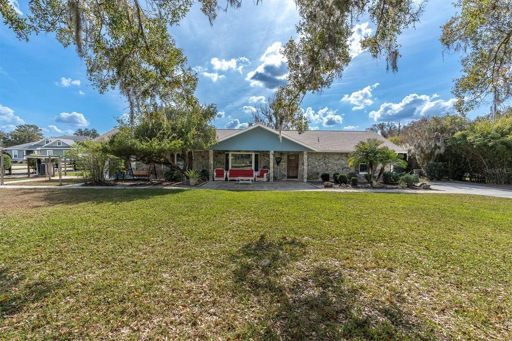 Photo of 7843 Shoupe Road, Plant City, FL 33565 (MLS # TB8462164)