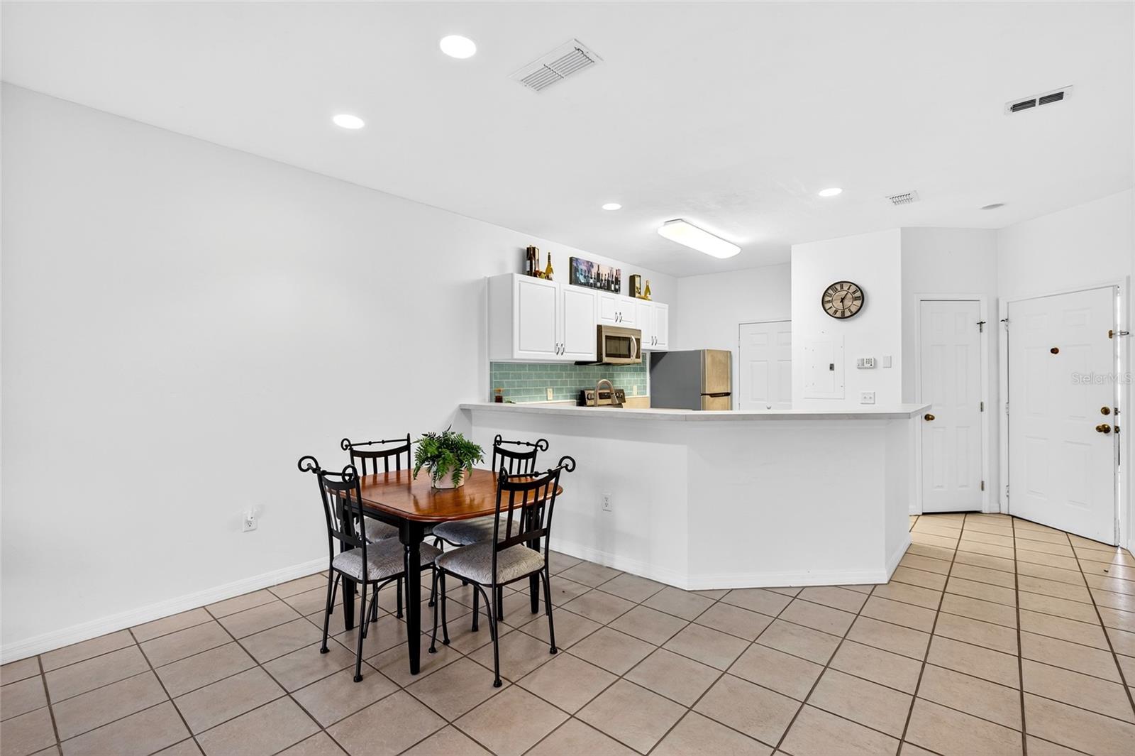 GREENS CONDOS AT WEST END - Residential