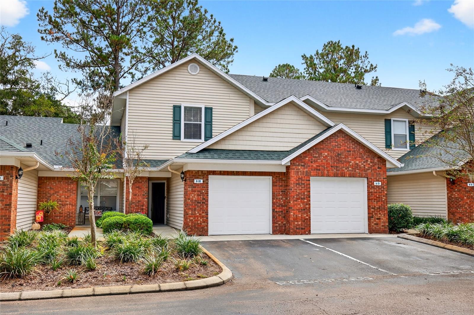 GREENS CONDOS AT WEST END - Residential