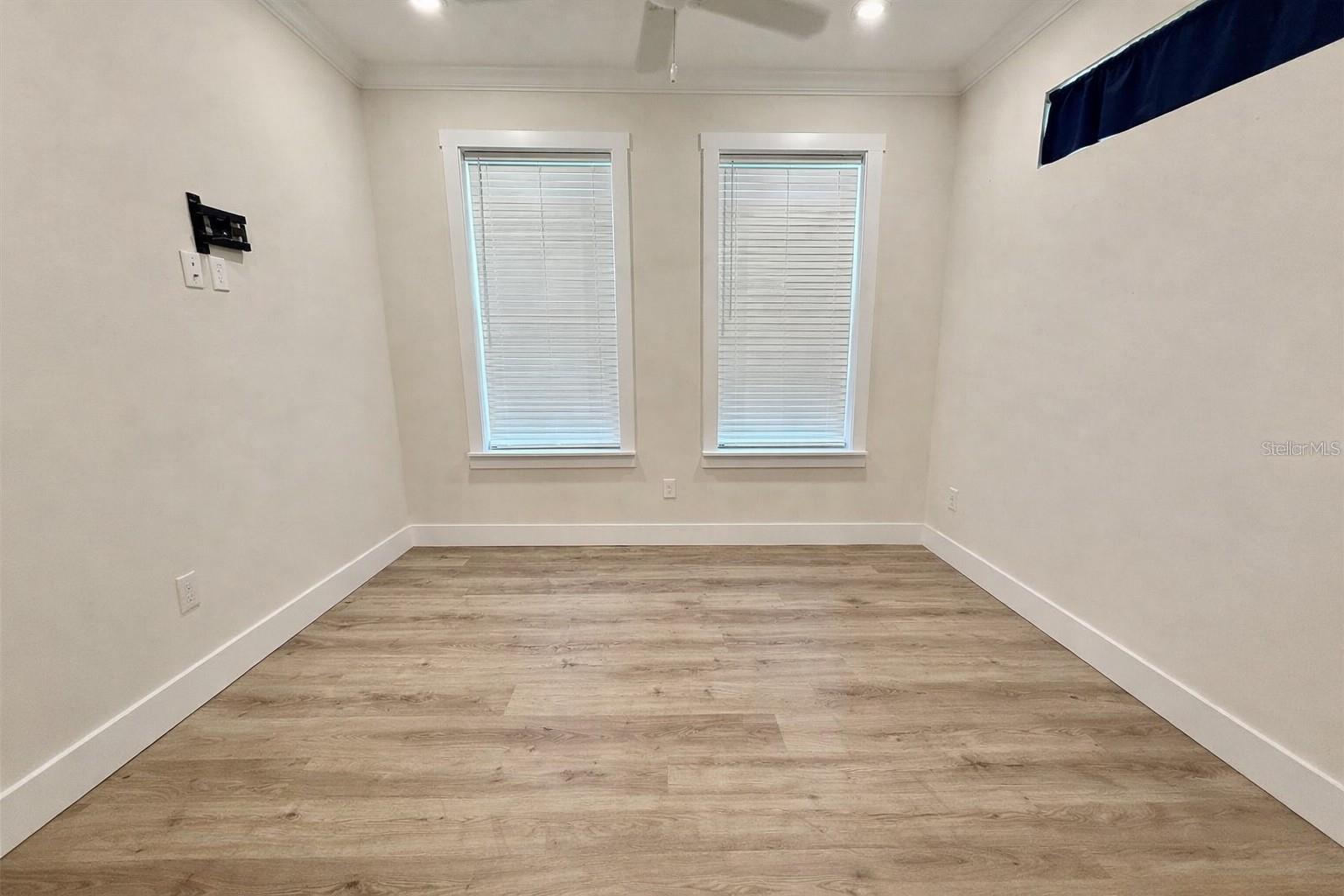 LAKESHORE AT LAKE ANDREW - Residential