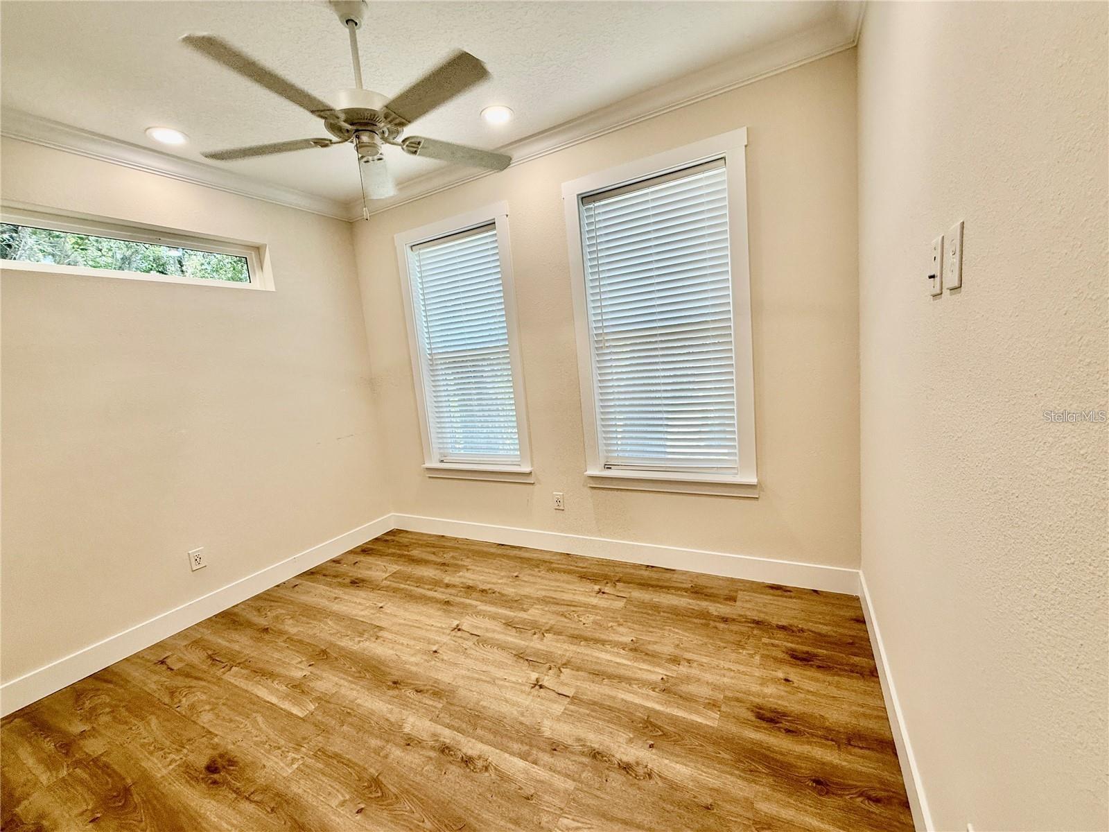 LAKESHORE AT LAKE ANDREW - Residential