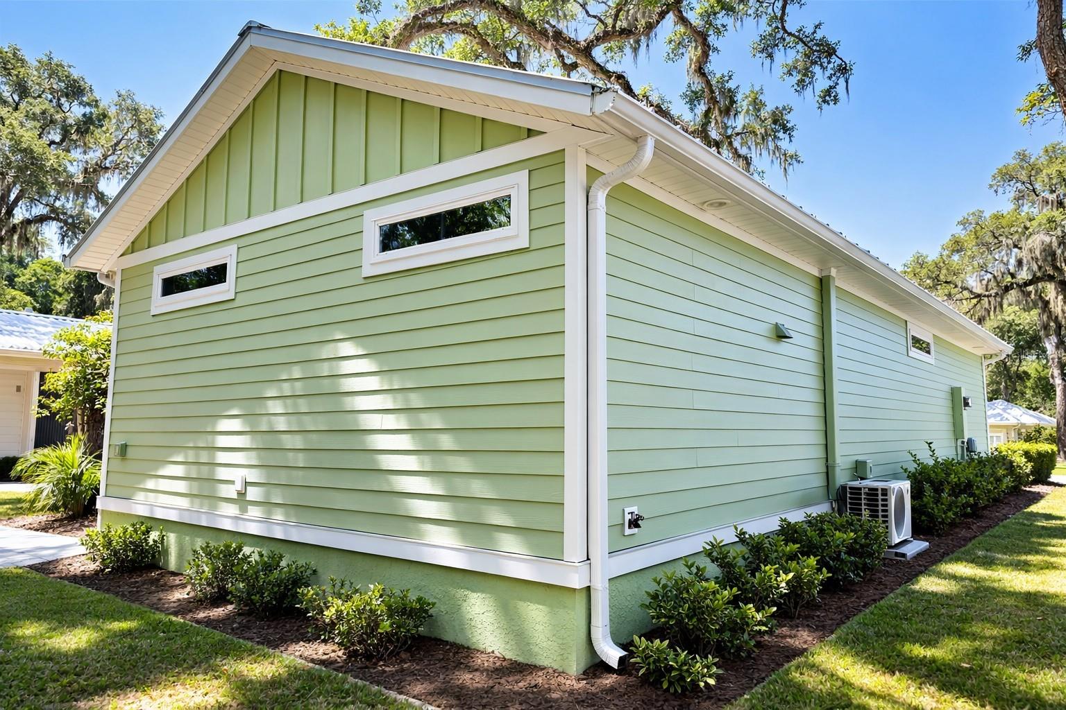 LAKESHORE AT LAKE ANDREW - Residential