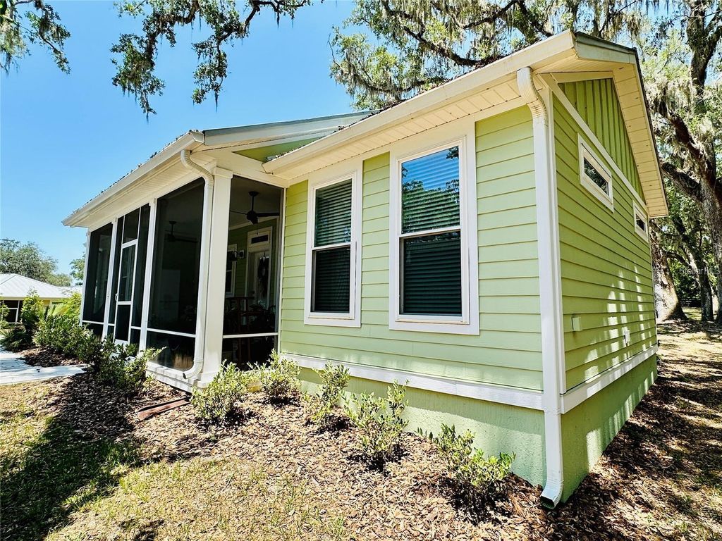 Photo of 3607 Umbrella Tree Lane, Oxford, FL 34484 (MLS # G5108758)