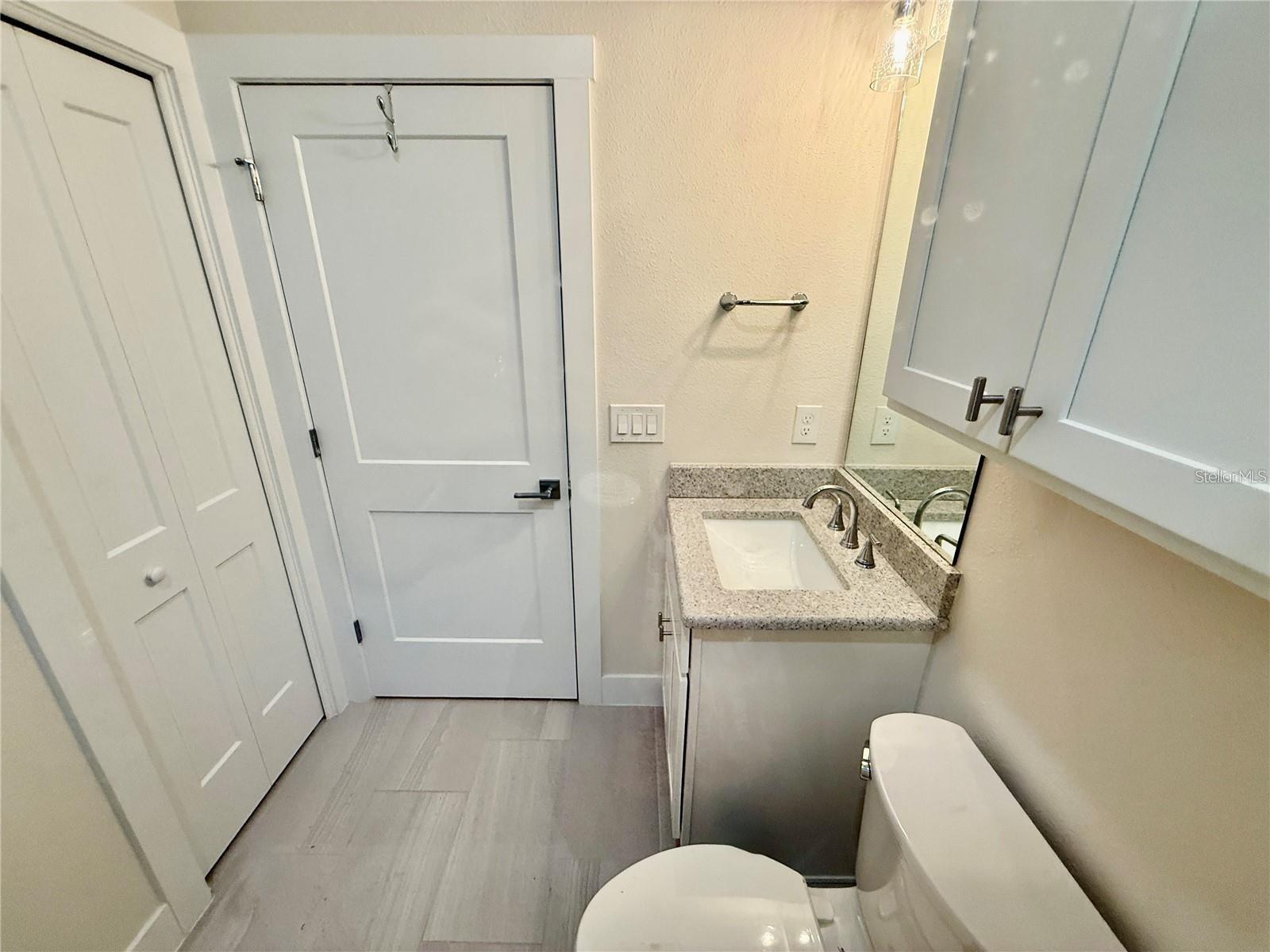 LAKESHORE AT LAKE ANDREW - Residential