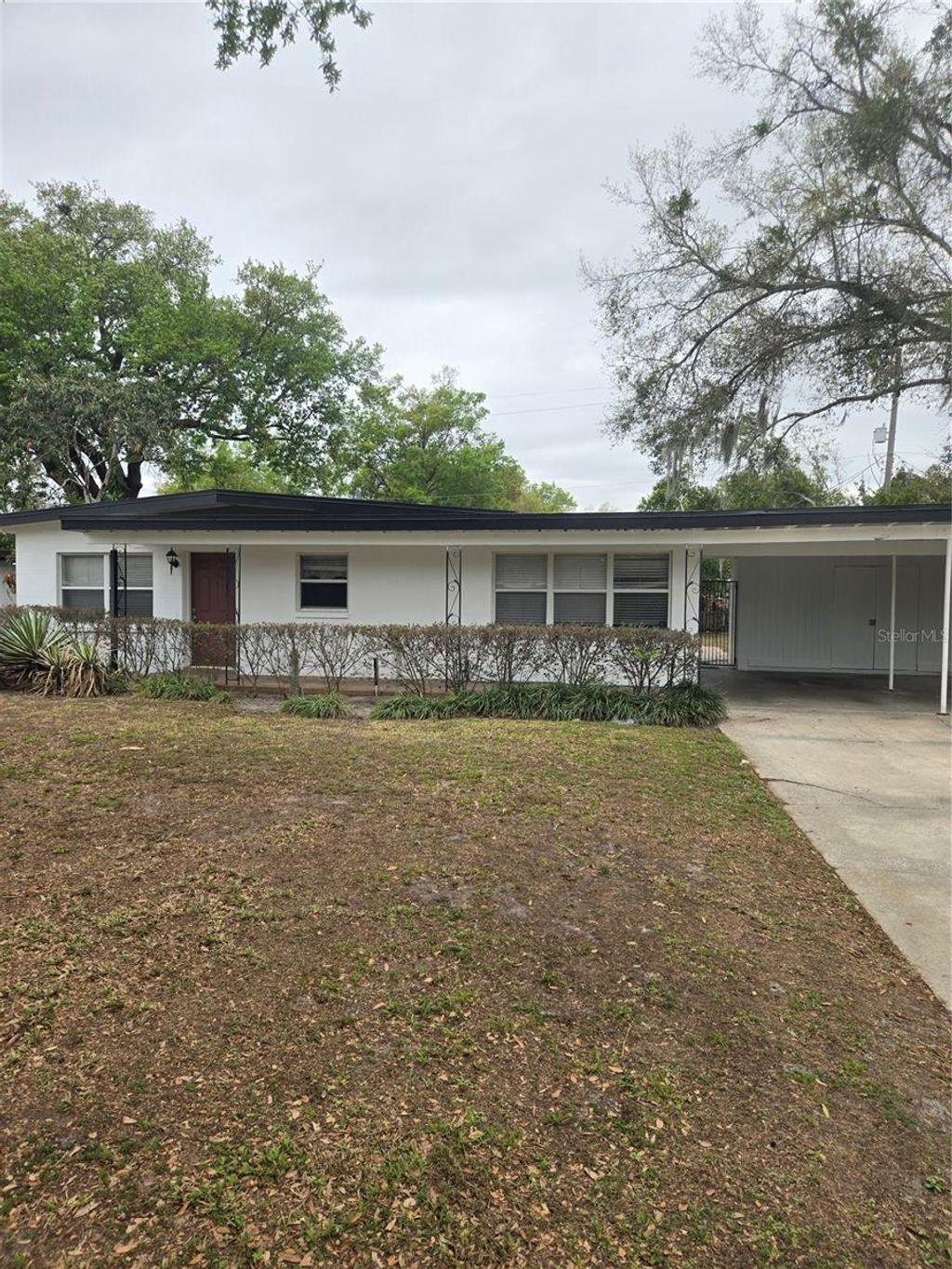 Photo of 1500 Roscomare Avenue, Orlando, FL 32806 (MLS # O6393184)