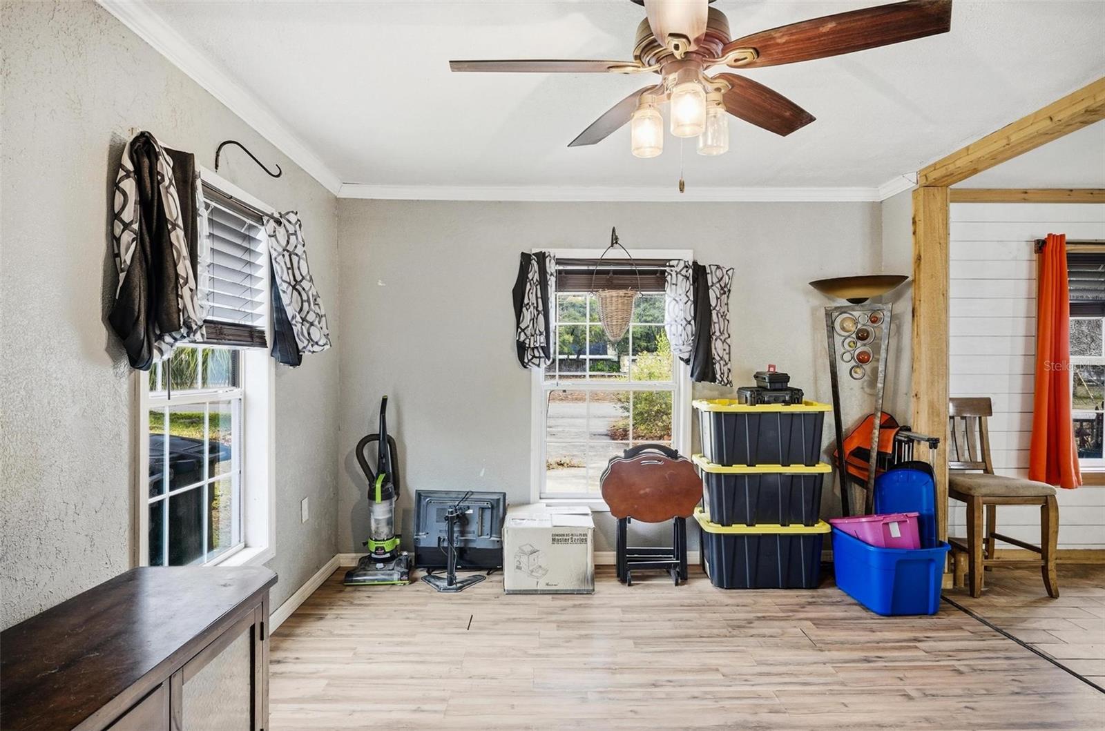 HERITAGE OAKS - Residential