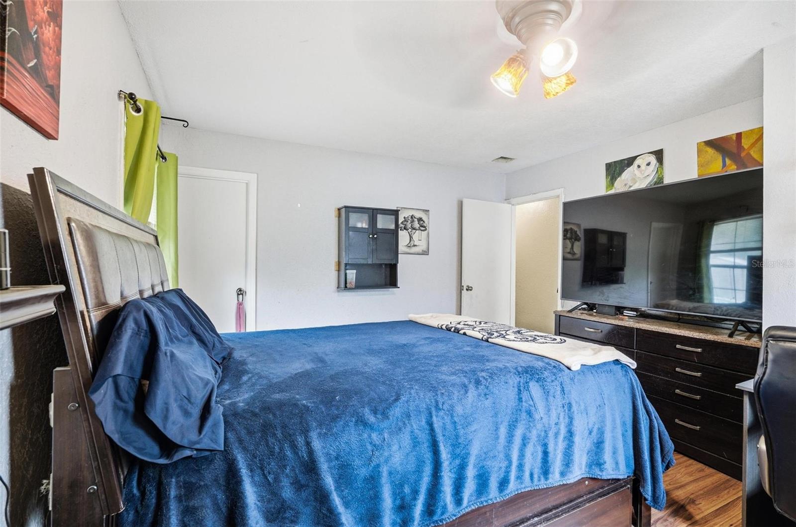 HERITAGE OAKS - Residential