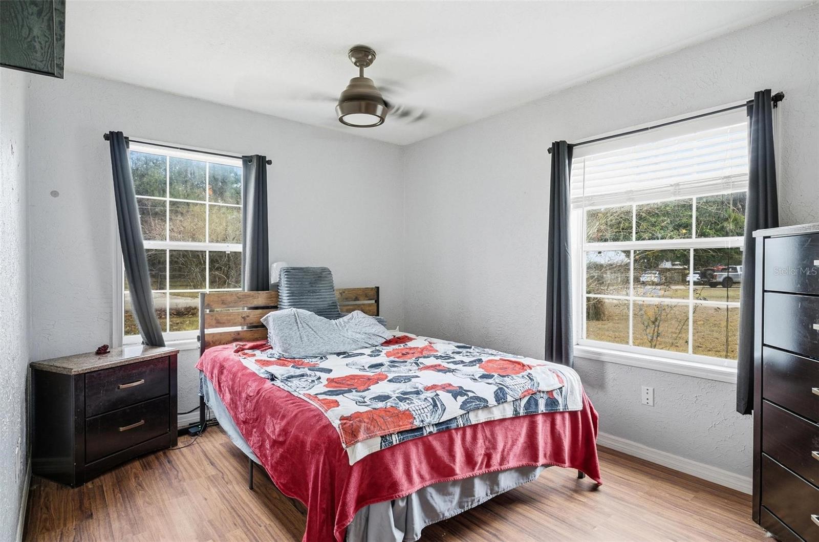 HERITAGE OAKS - Residential