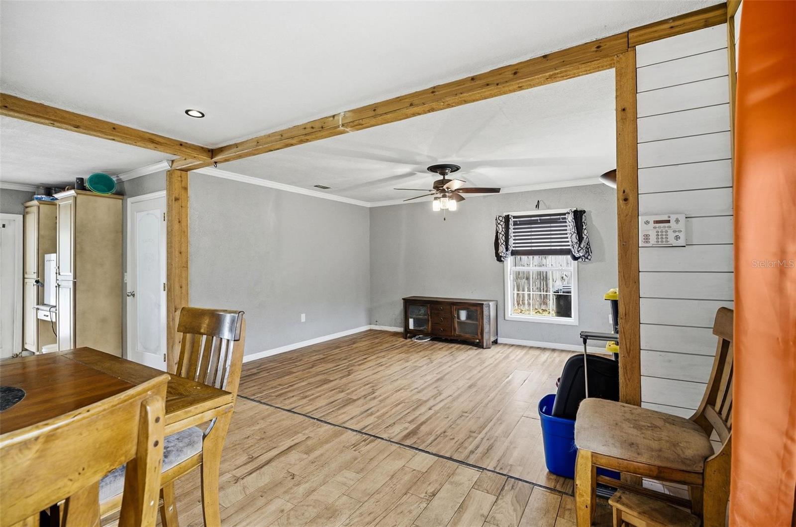 HERITAGE OAKS - Residential