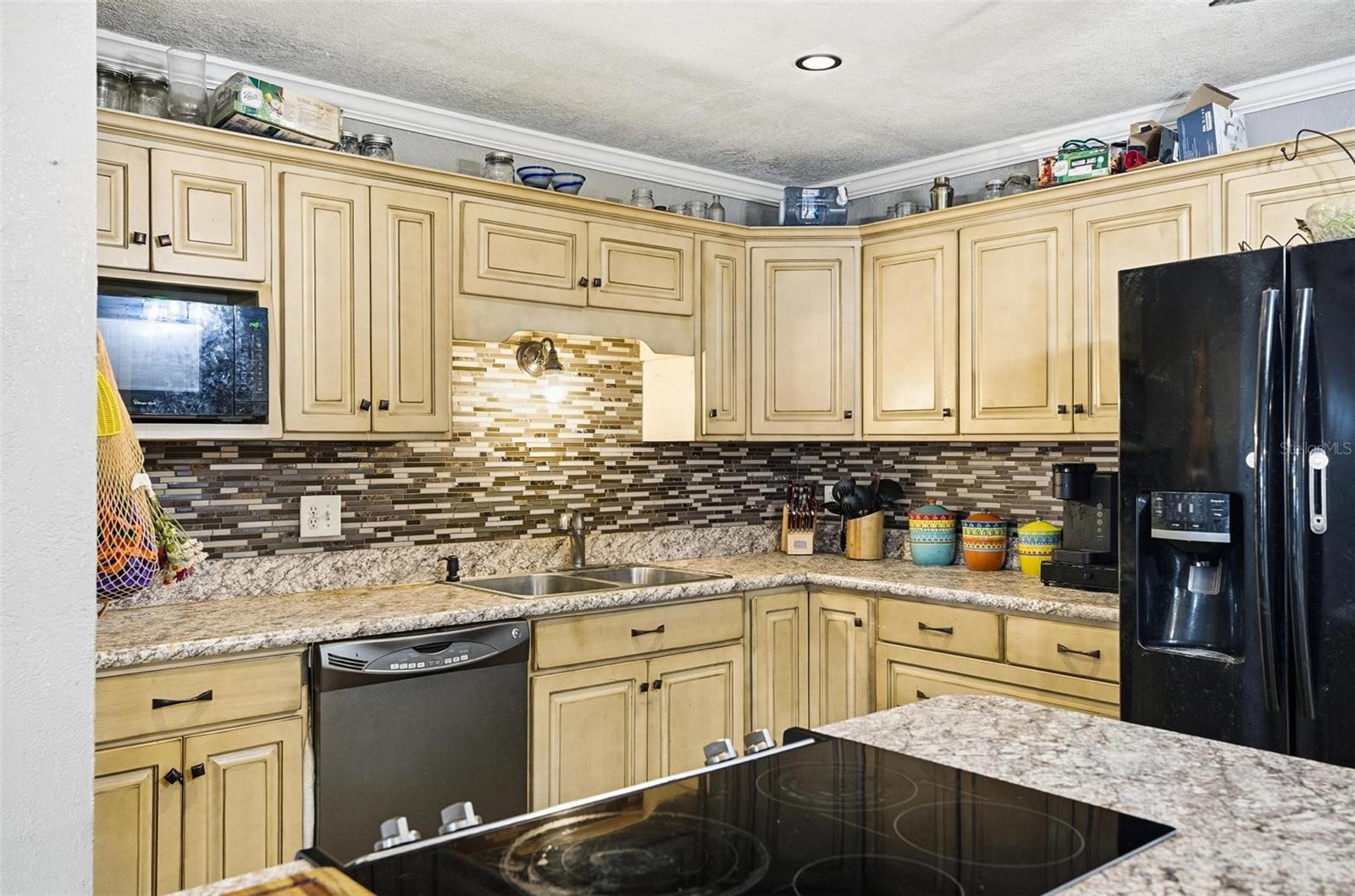 HERITAGE OAKS - Residential