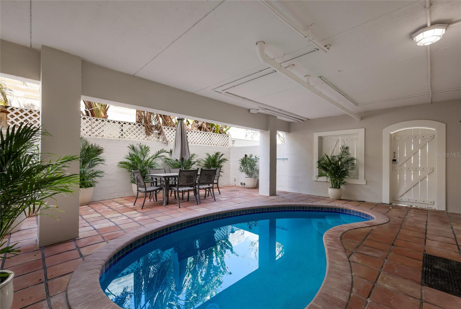 ILEXHURST - Residential Income