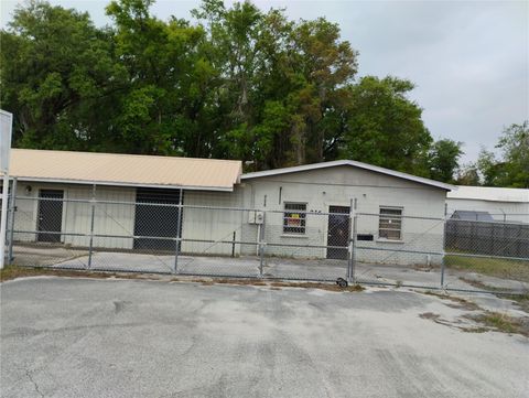 Tiny photo for 934 NW 17th Avenue, Ocala, FL 34475 (MLS # OM698968)