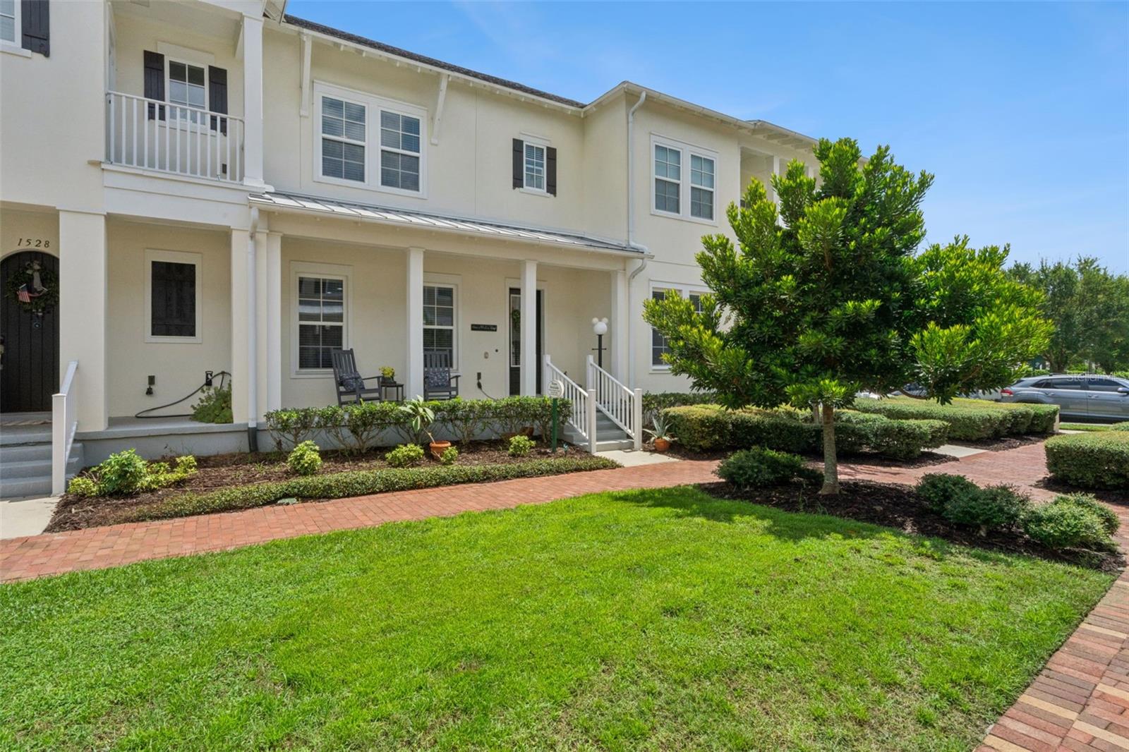 1526 RESOLUTE STREET