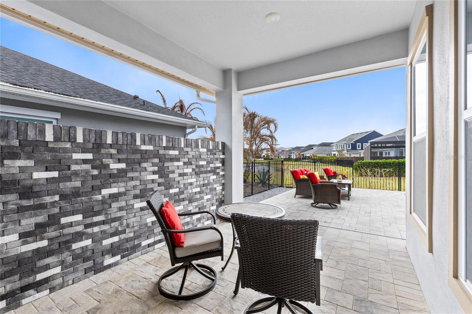 LAUREATE PARK - Residential