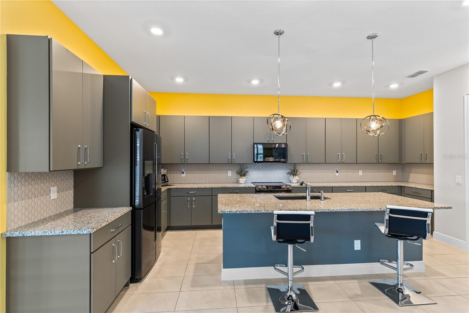 LAUREATE PARK - Residential