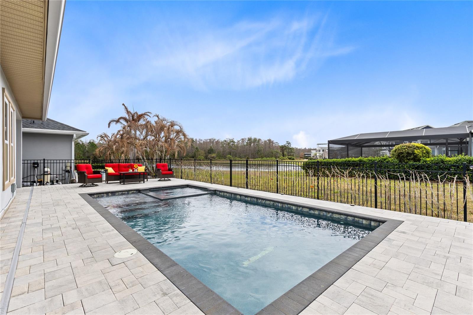 LAUREATE PARK - Residential