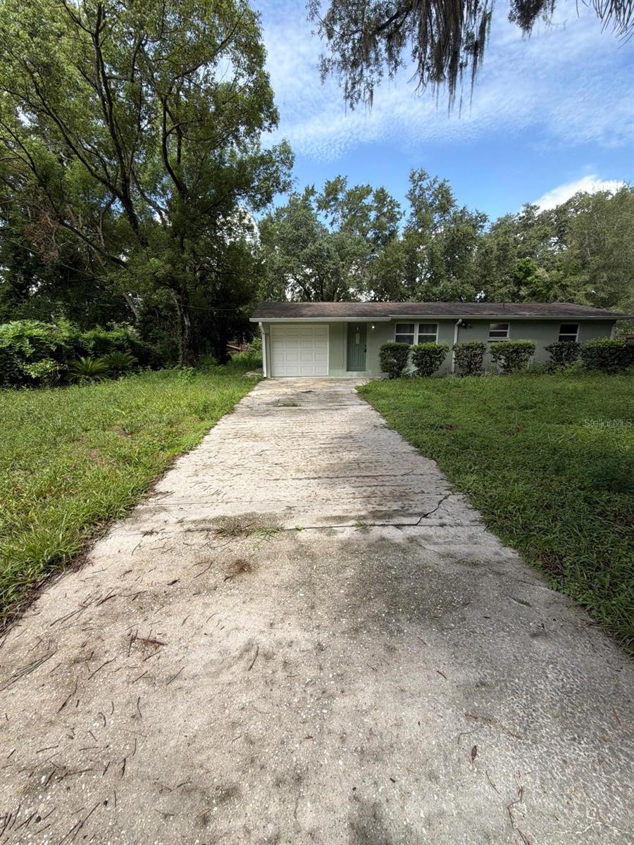 Photo of 5027 Allen Road, Zephyrhills, FL 33541 (MLS # TB8545149)