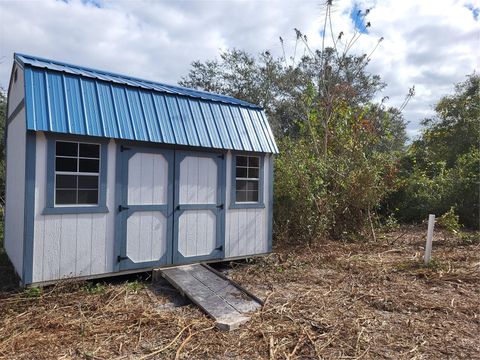 A home in DELAND