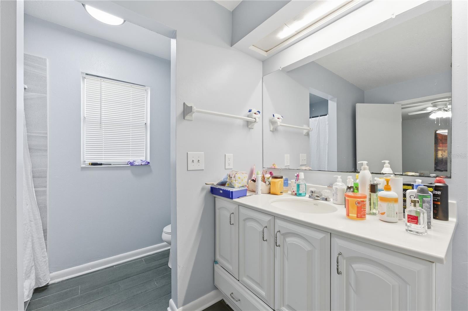 KATHLEEN - Commercial Sale