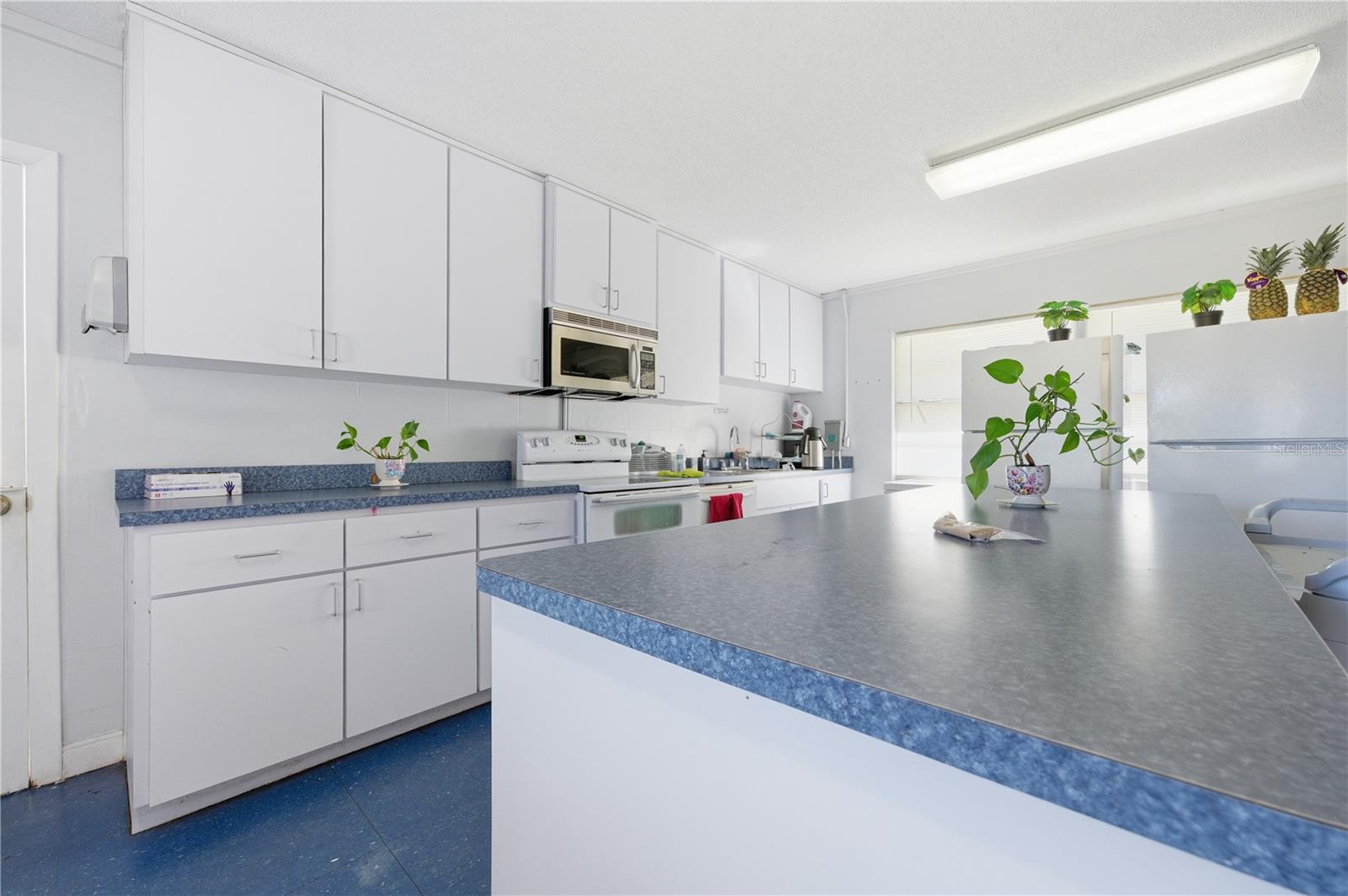 KATHLEEN - Commercial Sale