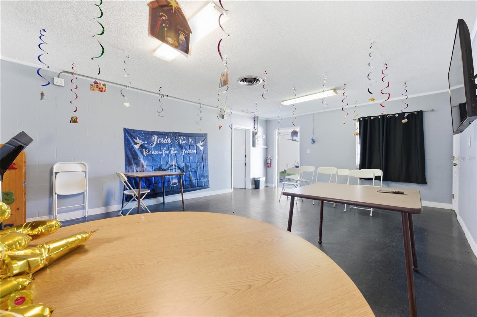 KATHLEEN - Commercial Sale