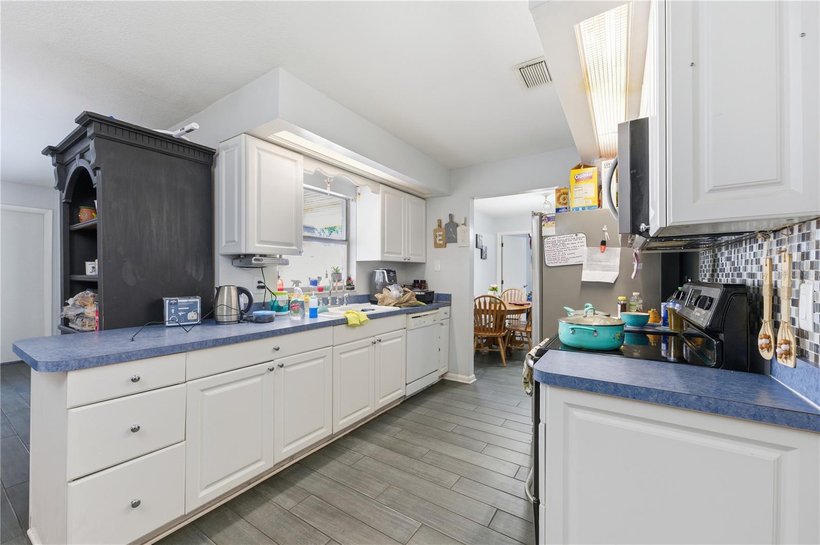 KATHLEEN - Commercial Sale