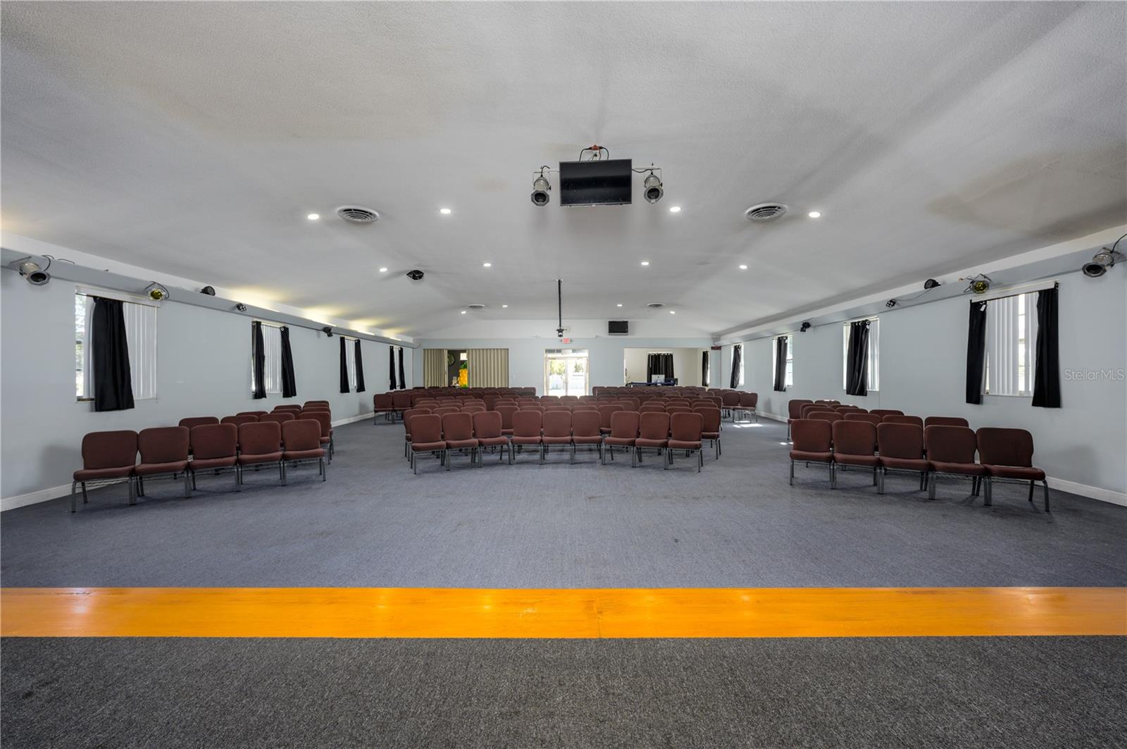 KATHLEEN - Commercial Sale