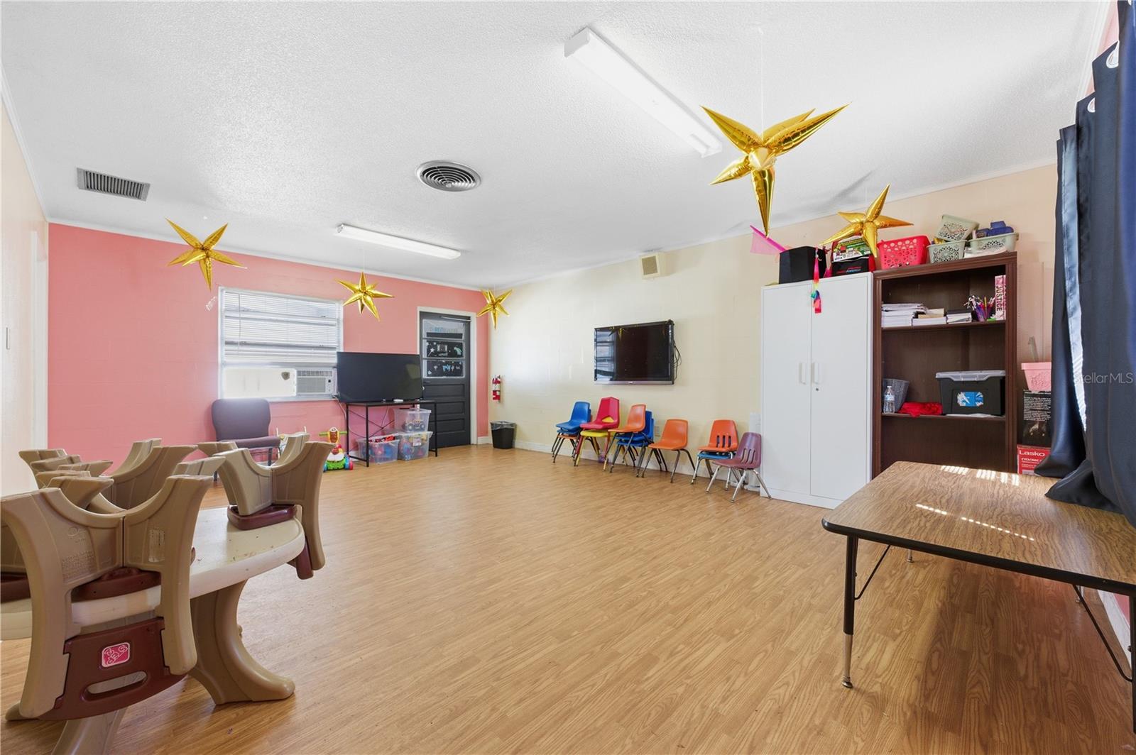 KATHLEEN - Commercial Sale