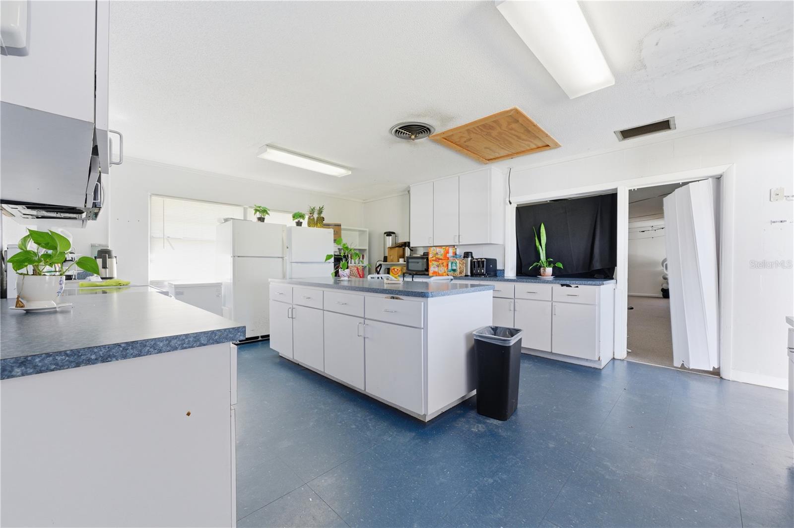 KATHLEEN - Commercial Sale