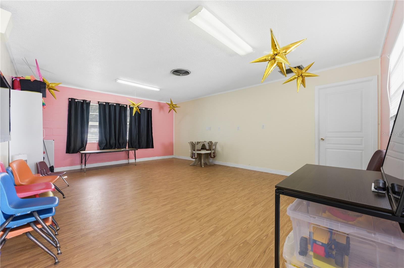 KATHLEEN - Commercial Sale