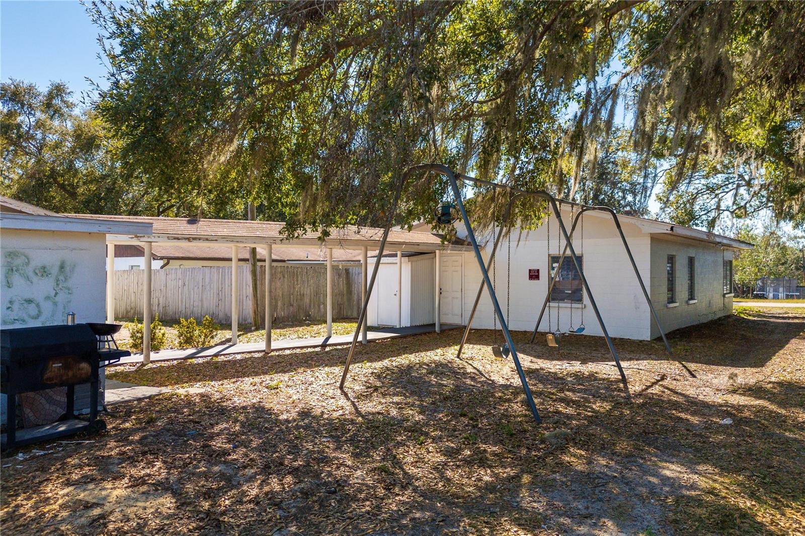 KATHLEEN - Commercial Sale