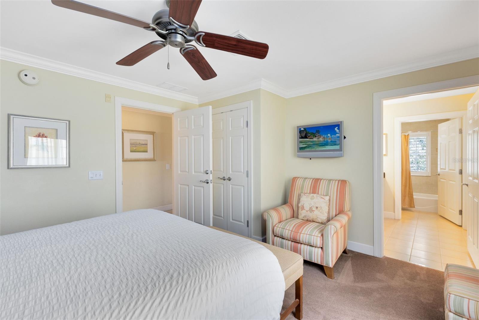 CENTRE COURT RIDGE CONDO PH 6 BLDG F - Residential