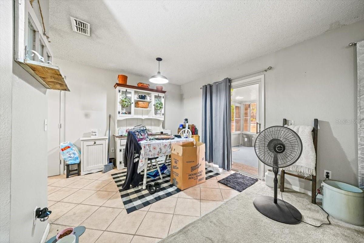 SILVER SPGS SHORES UN 04 - Residential