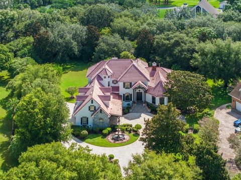 A home in WINDERMERE