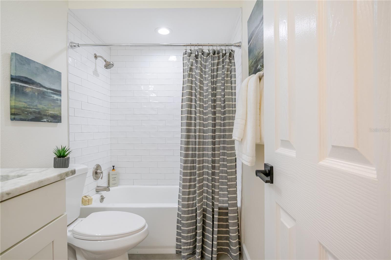 COLONIAL PARKS SUB - Residential