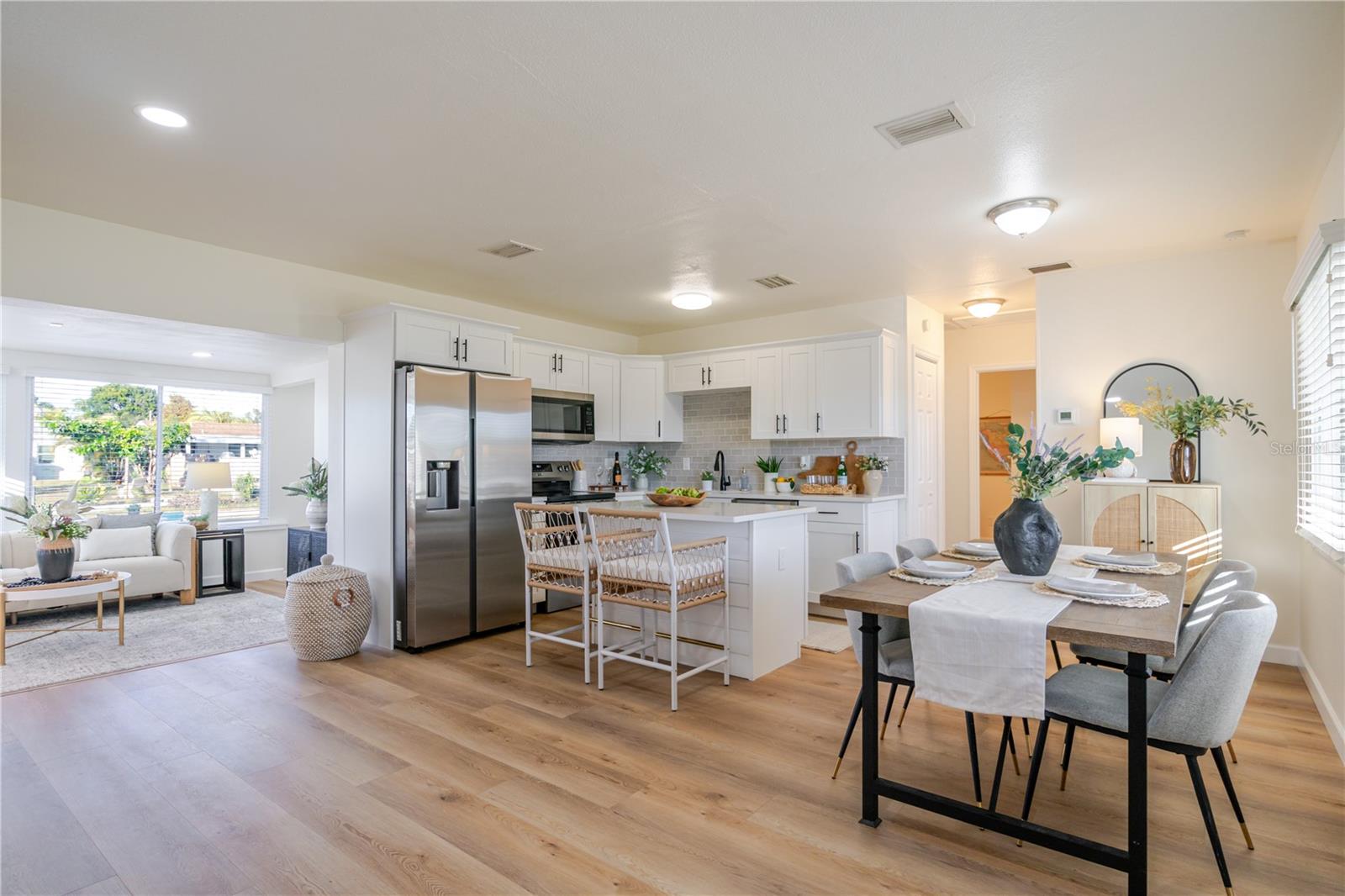 COLONIAL PARKS SUB - Residential