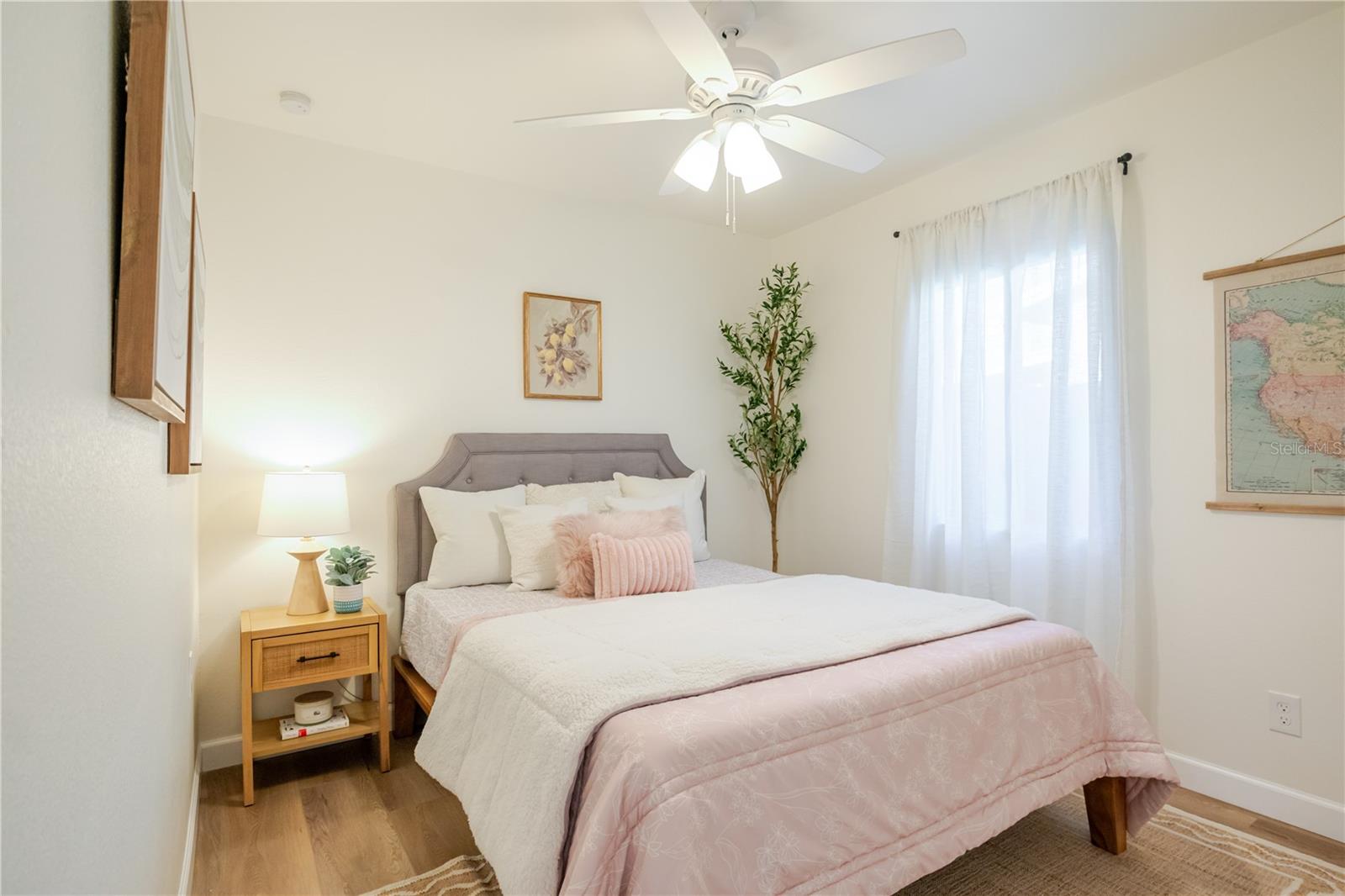 COLONIAL PARKS SUB - Residential