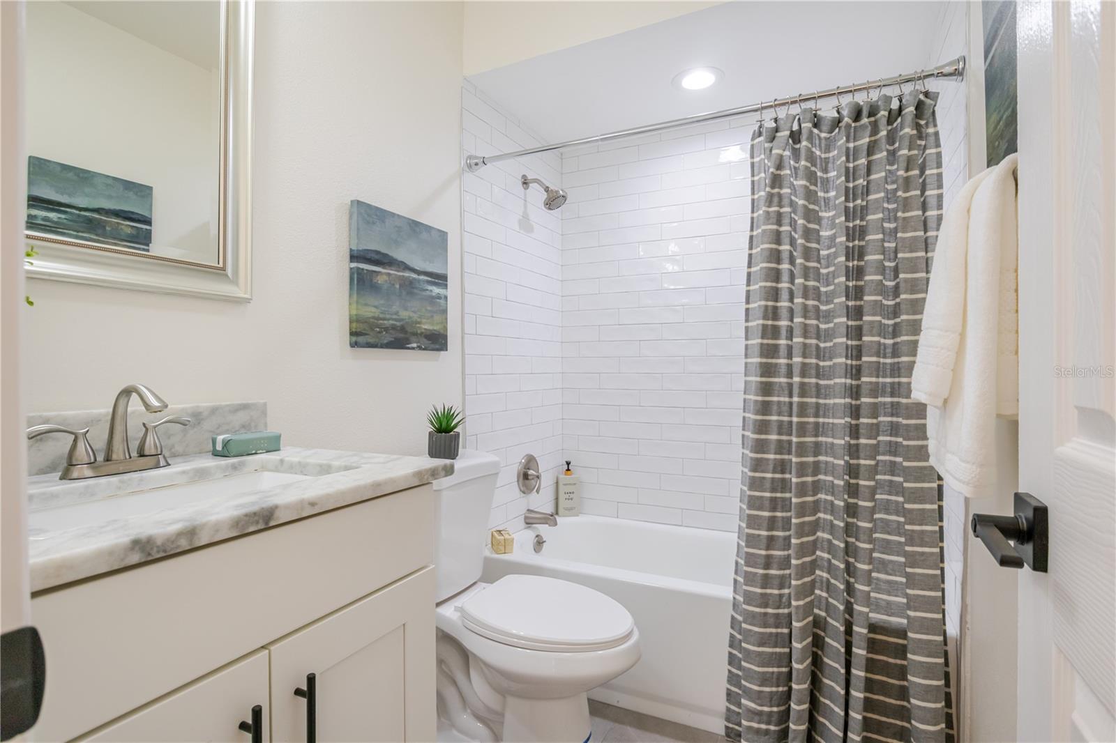 COLONIAL PARKS SUB - Residential