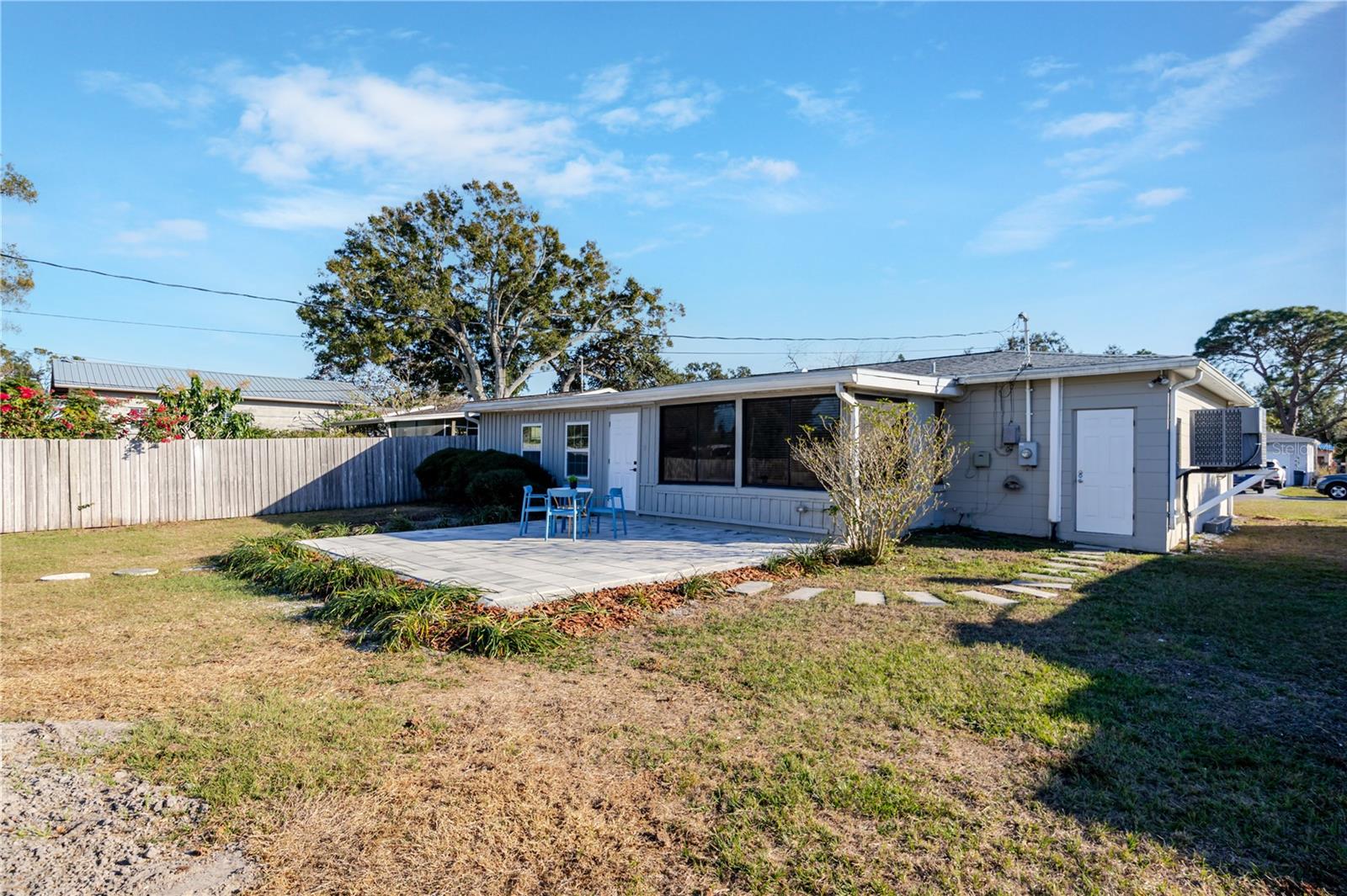 COLONIAL PARKS SUB - Residential