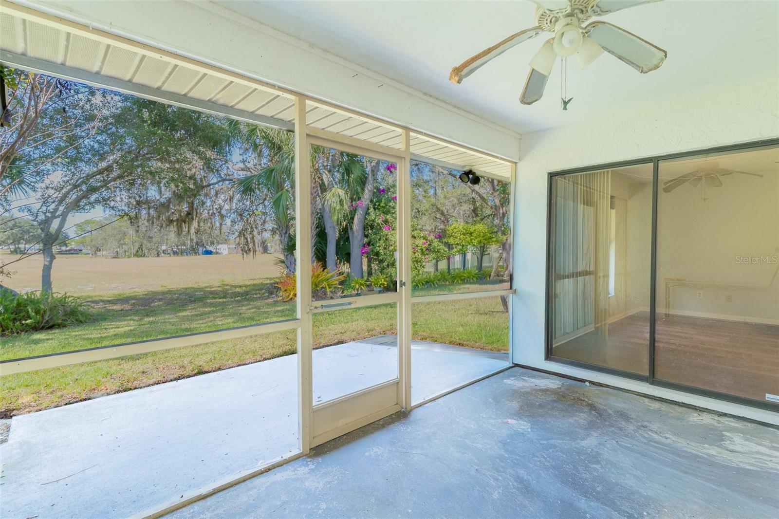 VILLAS OF SUNAIR - Residential Lease