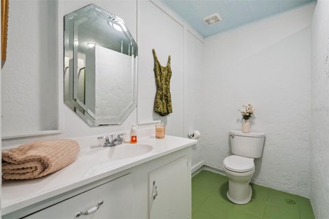 Tiny photo for 2422 Topping Place, Eustis, FL 32726 (MLS # O6438200)
