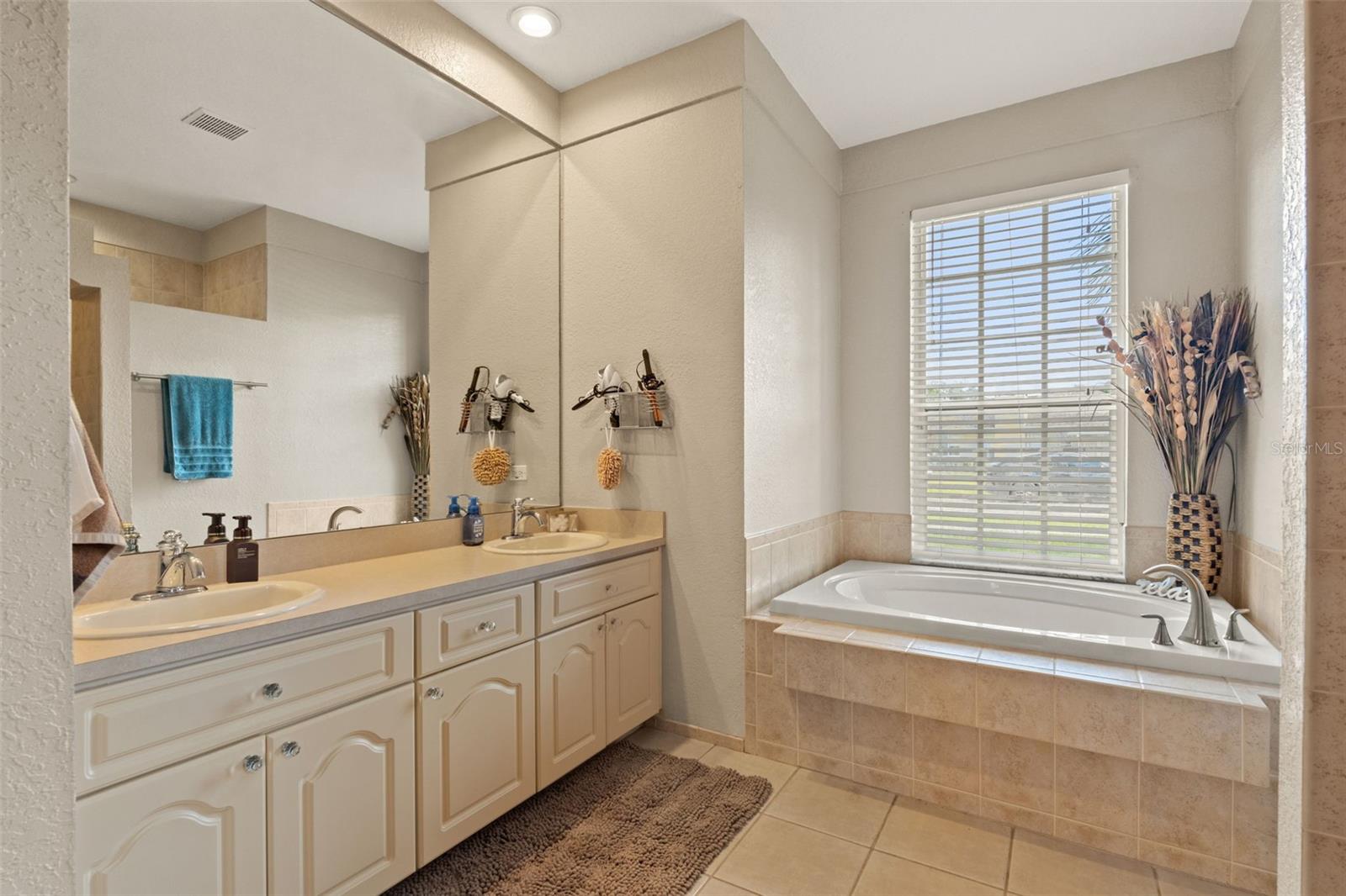 GOLFERS CLUB ESTATE - Residential